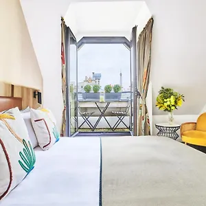 4* Hotel Plaza Tour Eiffel